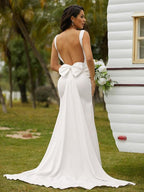 Vestidos de novia Numbersea con escote en V, corte tubo, crepé elástico, tirantes con lazo, sin mangas y cola larga
