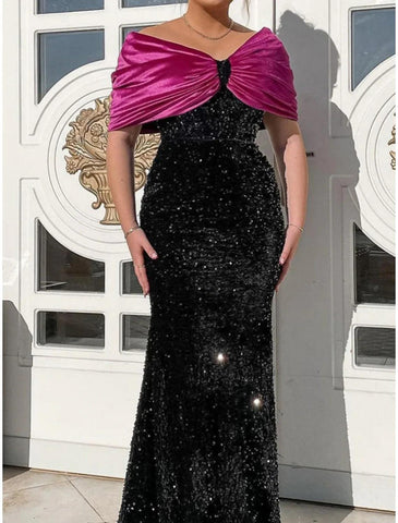 Meerjungfrau Schwarzes Abendkleid Elegantes Kleid Formal Sweep/Pinselzug Kurzarm Schulterfrei Pailletten mit Glitzerschleife(n) Gerüscht