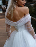 Vestidos de Novia Informales para Salón, Corte A, Hombros Descubiertos, Manga Larga, Cola Capilla, Satén, con Faja/Cinta Vestidos de Novia Informales para Salón, Corte A, Hombros Descubiertos, Manga Larga, Cola Capilla, Satén, con Faja/Cinta