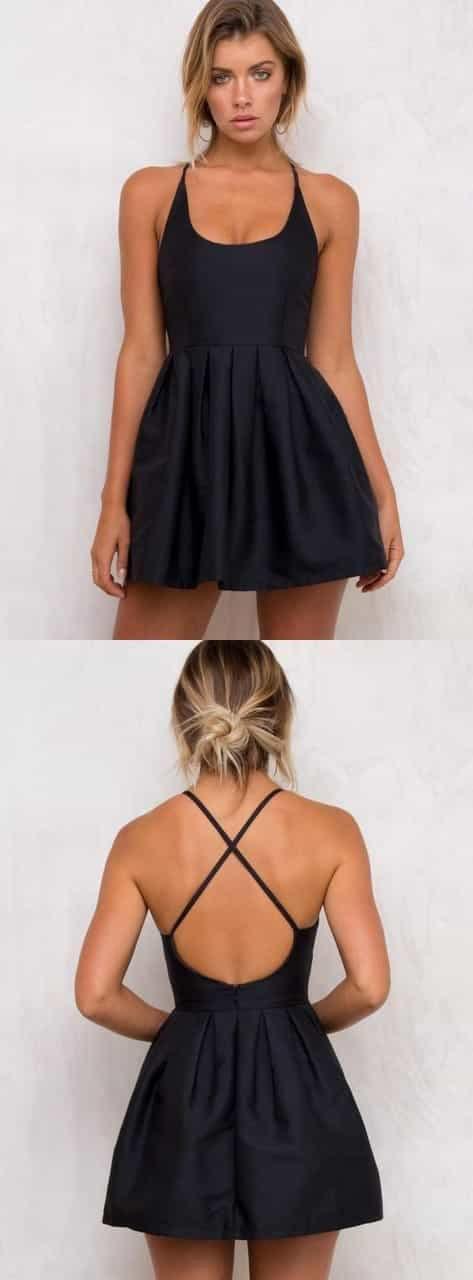 Vestido de fiesta corto azul marino oscuro con tirantes cruzados