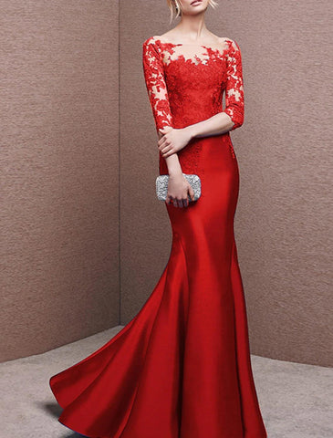 Meerjungfrau/Trompete Abendkleid Elegantes Kleid Formeller Hochzeitsgast Sweep/Pinselzug 3/4 Ärmel Schulterfrei Satin mit Knöpfen Falten Applikationen