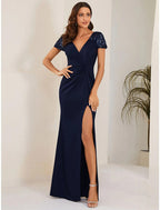 Meerjungfrau/Trompete Hochzeitsgastkleider Elegantes Kleid Formell Bodenlang Kurzarm V-Ausschnitt Stretchstoff mit Kristallen Schlitz