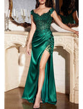 Vestido de noche de sirena, sexy, formal, navideño, rojo y verde, largo hasta el suelo, sin mangas, escote en V, charmeuse con apliques de abertura.