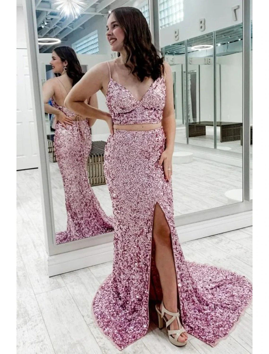 Vestido de fiesta de dos piezas con corte sirena o trompeta, vestido de fiesta con brillo y brillo, vestido de fiesta con cola larga y sin mangas, tirantes finos, lentejuelas, espalda descubierta y abertura con lentejuelas