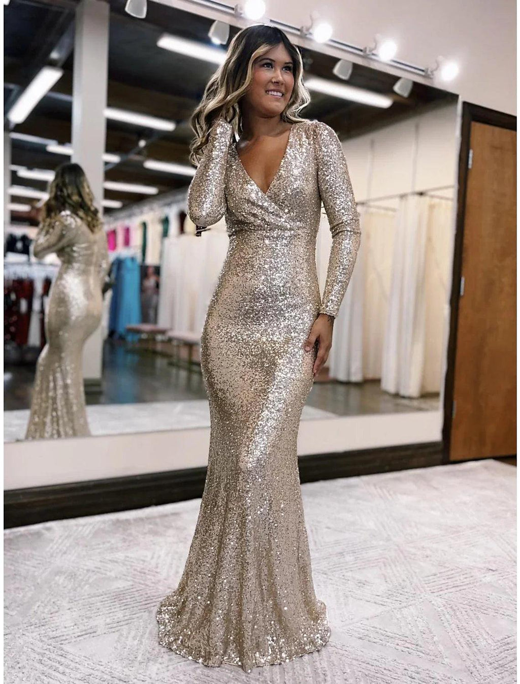 Meerjungfrau/Trompete Abendkleid Sparkle &amp; Shine Kleid Formeller Abschlussball Bodenlang Langarm V-Ausschnitt Pailletten mit Pailletten