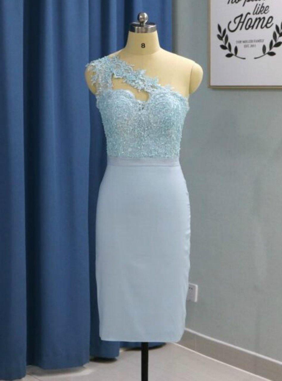 Vestidos de fiesta de un solo hombro, cortos, hasta la rodilla, en color azul cielo claro