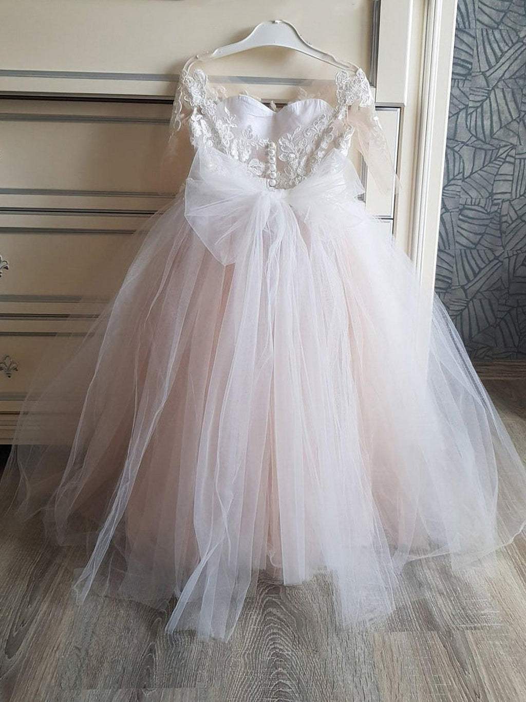 Long Princess Tulle Boho Flower Girl Dresses with Sleeves