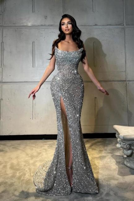 Luxuriöses säulenförmiges, ärmelloses Ballkleid mit Pailletten und Schlitz