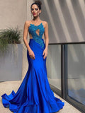 Vestidos de jersey con apliques de trompeta/sirena, sin mangas y con cola larga