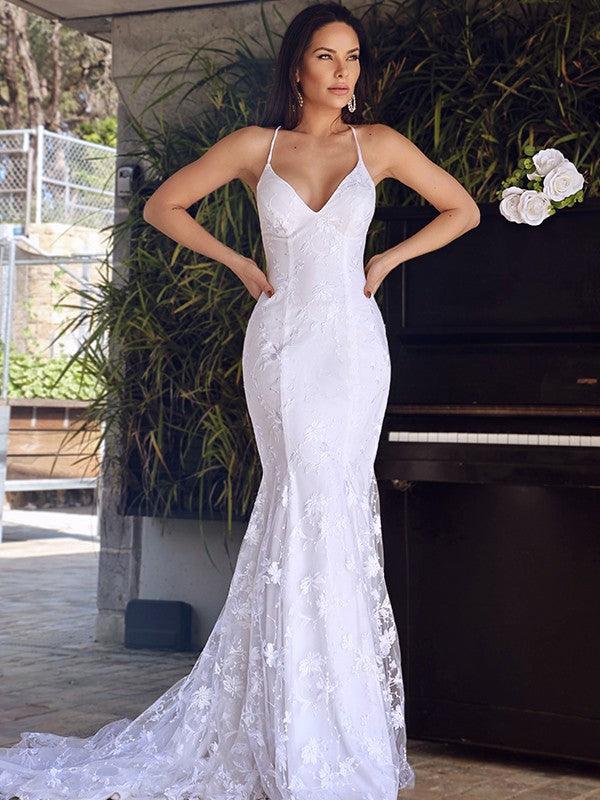 Vestidos de novia de corte sirena/trompeta, sin mangas, con tul, encaje, tirantes finos y cola de corte