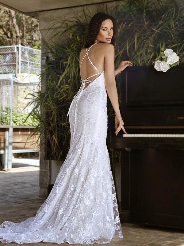 Vestidos de novia de corte sirena/trompeta, sin mangas, con tul, encaje, tirantes finos y cola de corte