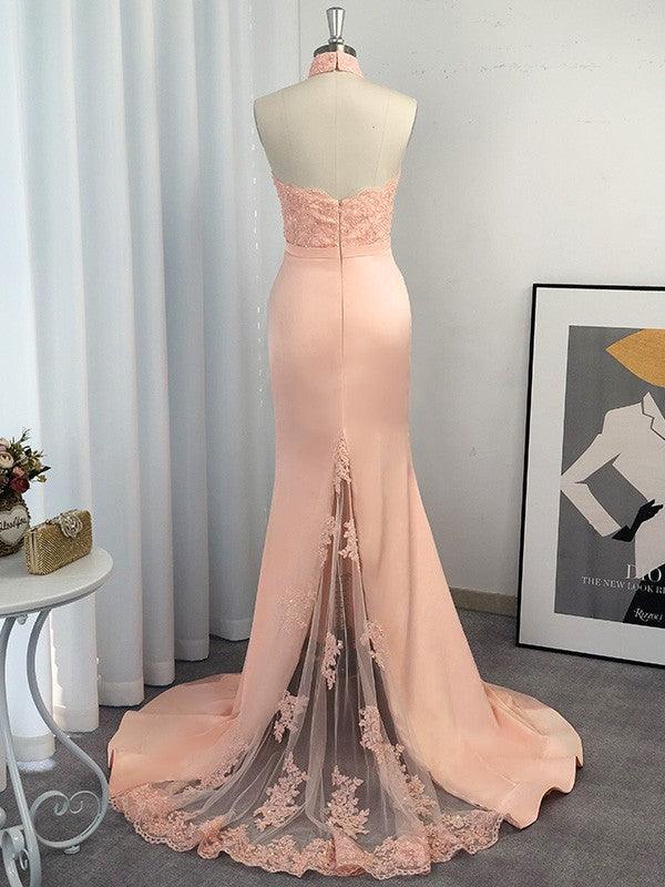 Vestidos de corte trompeta/sirena con cuello halter, sin mangas, de satén y encaje, con cola larga