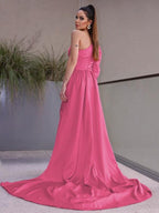 Vestidos de corte tubo, un hombro, mangas largas, fruncido, charmeuse, cola larga
