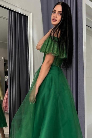 Vestido de fiesta largo moderno de tul verde con escote en forma de A y hombros descubiertos, con escote en forma de corazón y purpurina