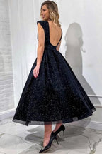 Obsessing – Langes, schwarzes, ärmelloses Ballkleid in A-Linie mit V-Ausschnitt und Pailletten