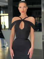 Vestidos de corte sirena/trompeta con fruncido, de crepé elástico, hombros descubiertos, sin mangas y con cola larga