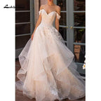 Vestido de novia NumberSea con hombros descubiertos, corte A y escote corazón