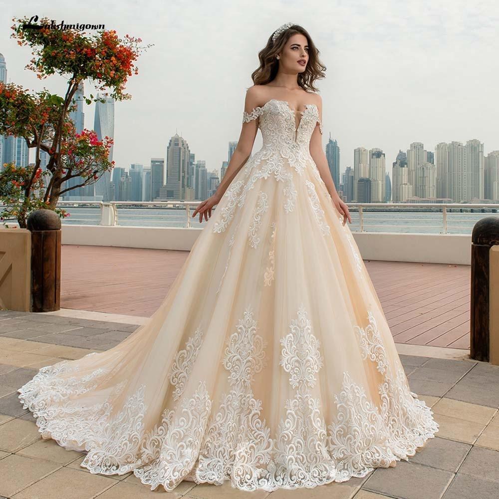 Vestidos de novia de encaje con hombros descubiertos y apliques de cuentas de NumberSea