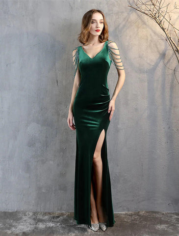 Meerjungfrau/Trompete Ballkleider Elegantes Kleid Formeller Hochzeitsgast Bodenlang Ärmellos V-Ausschnitt Samt mit Fransen Quaste Schlitz