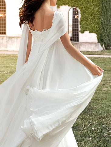 Hall Casual Brautkleider A-Linie Square Neck Sleeveless Sweep / Brush Train Chiffon Brautkleider mit Falten Applikationen