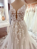 Vestidos de novia formales de compromiso con espalda descubierta, corte A, camisola, escote en V, tirantes finos, cola capilla, encaje y apliques