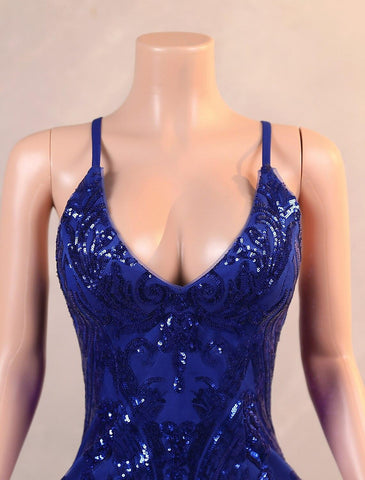 Meerjungfrau/Trompete Abendkleid Luxuriöses Kleid Karneval Bodenlang Ärmellos Spaghettiträger Afroamerikaner Pailletten mit Federstickerei