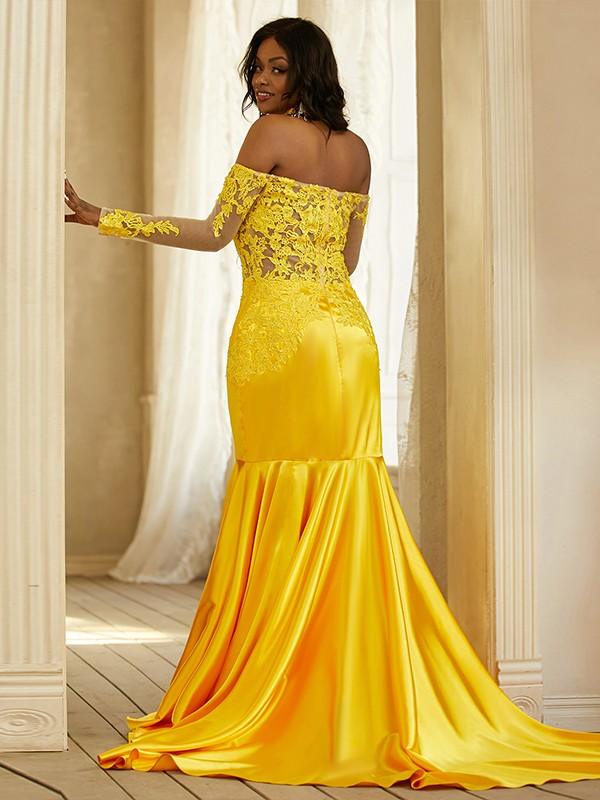 Vestidos de corte sirena/trompeta con apliques de satén elástico, hombros descubiertos, mangas largas y cola larga