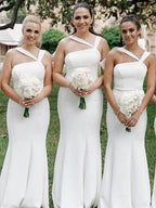 Vestidos de dama de honor de corte trompeta/sirena, de crepé elástico, fruncido, halter, sin mangas, hasta el suelo