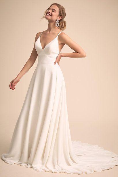 NumberSea Simple V Neck Spaghetti Straps Chiffon A Line Wedding Dress With Lace Back Bridal Gown&nbsp;