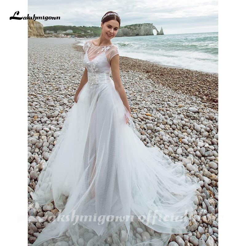 Vestidos de novia de satén con escote en V y chaqueta desmontable de NumberSea, nuevos diseños 2021