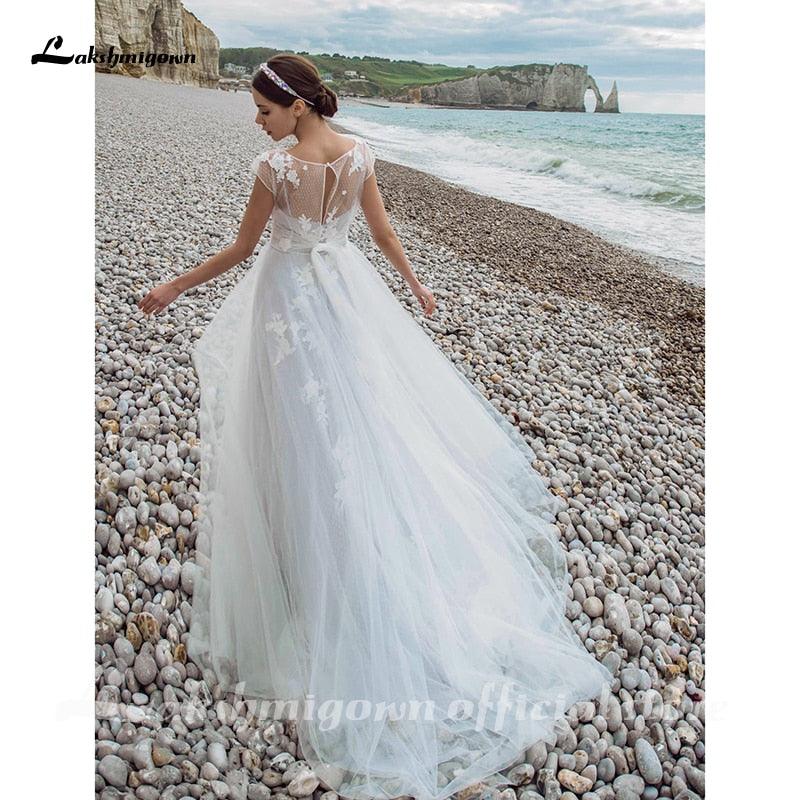 Vestidos de novia de satén con escote en V y chaqueta desmontable de NumberSea, nuevos diseños 2021