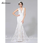 NumberSea - Vestido de novia de sirena con ilusión sexy, escote en V, cola de corte, encaje completo, tirantes finos, espalda descubierta y apliques con botones