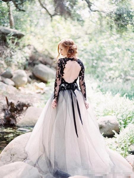 NumberSea Vintage Black Lace And White Tulle Wedding Dresses Sexy V Neck Backless Illusion Long Sleeves Gothic Bridal Gowns mariee