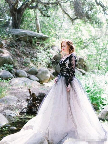 NumberSea Vintage Black Lace And White Tulle Wedding Dresses Sexy V Neck Backless Illusion Long Sleeves Gothic Bridal Gowns mariee