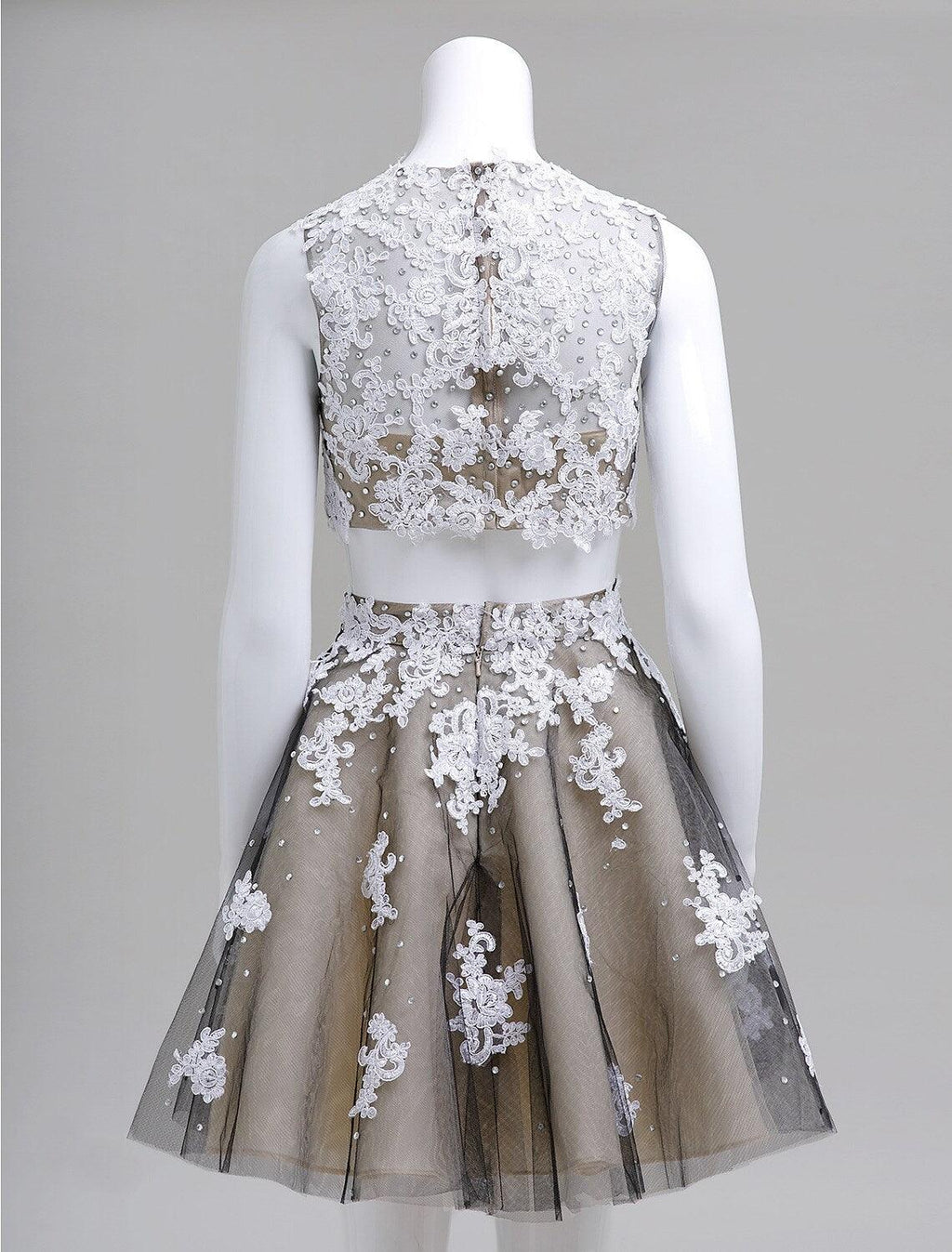 Vestido de fiesta de dos piezas, talla grande, corto/mini, sin mangas, cuello ilusión, encaje sobre tul con cuentas