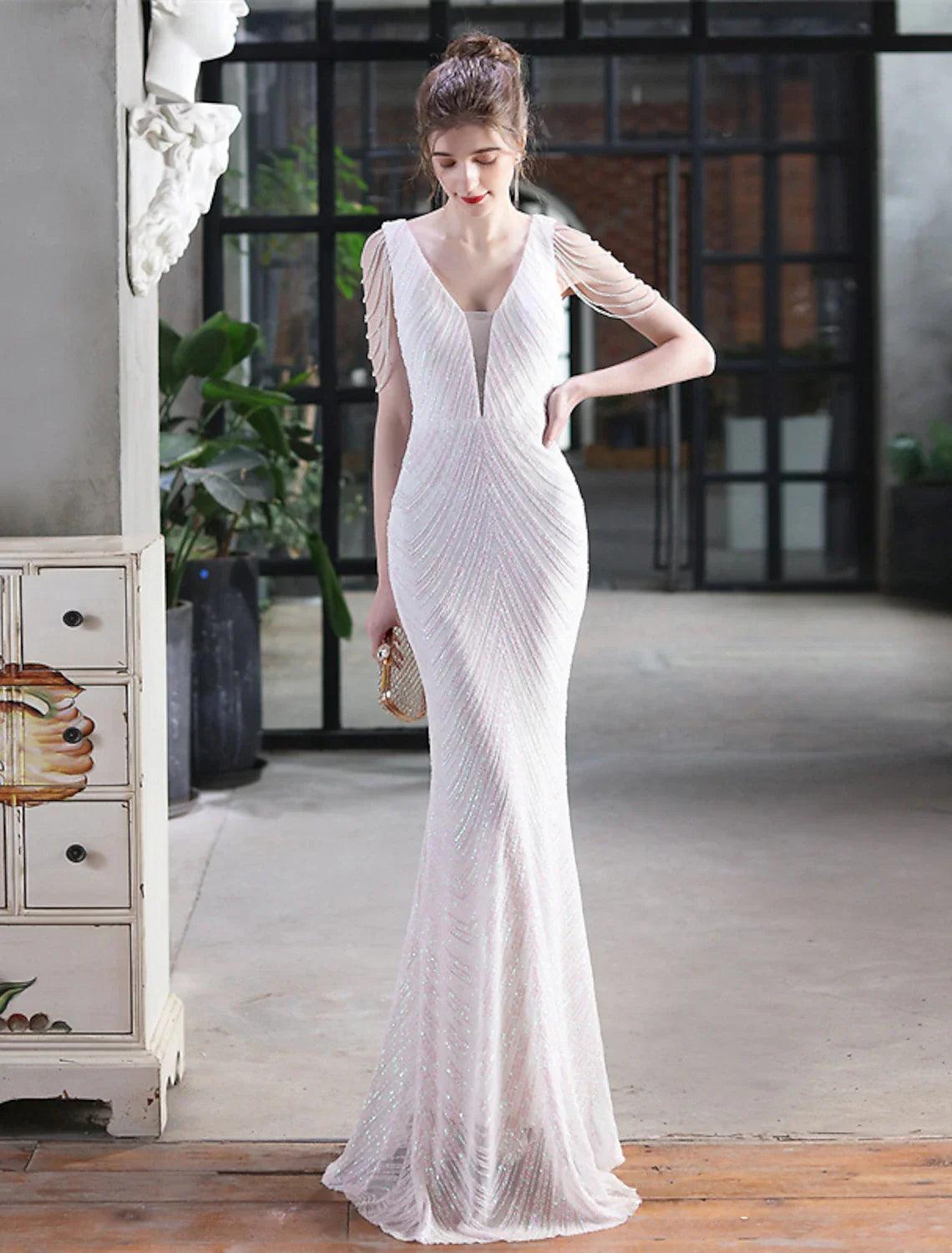 Meerjungfrau/Trompete Abendkleid Sparkle &amp; Shine Kleid Formelle Hochzeitsgast Bodenlang Ärmellos V-Ausschnitt Pailletten mit Fransen Paillettenquaste