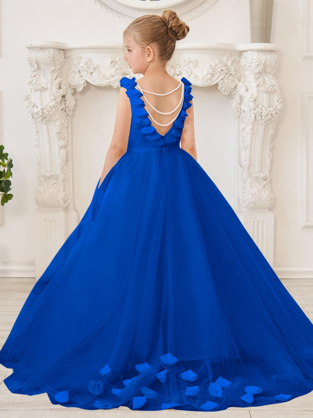 Elegante vestido de niña de las flores de tul blanco con cola larga 