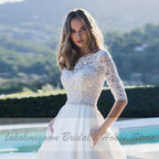 Vestido de novia NumberSea de satén con encaje y media manga, corte A