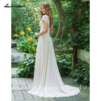 Vestidos de novia de playa de gasa con escote en V y encaje de NumberSea