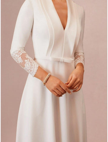 Kleine weiße Kleider Brautkleider A-Linie V-Ausschnitt Langarm Wadenlang Stretchstoff Brautkleider Mit Schleife(n) Einfarbig