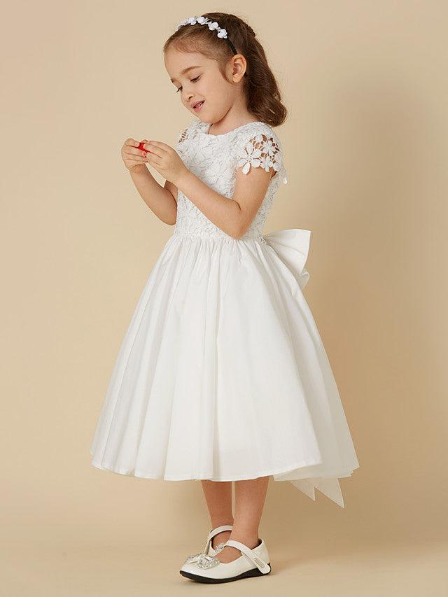 Vestidos de niña de las flores de primera comunión con escote redondo y encaje de línea A cortos y mangas