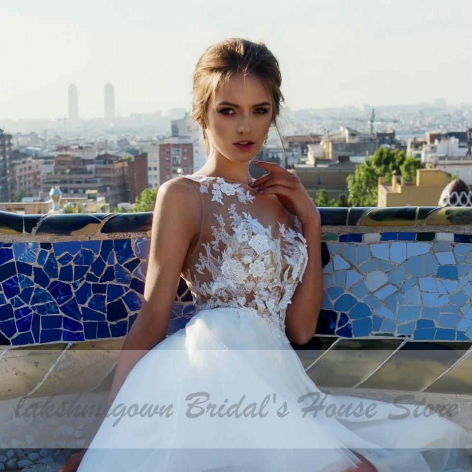 Vestidos de novia elegantes de corte alto y bajo con corte delantero y trasero corto de NumberSea