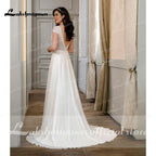 Vestidos de novia NumberSea con escote en V, espalda descubierta y encaje de manga corta