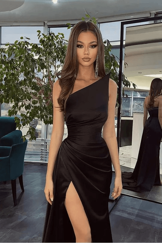 Vestidos de fiesta negros sencillos de corte sirena con abertura en el hombro y largo