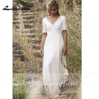 Vestidos de novia sencillos de NumberSea con escote en V, cola larga y manga corta para playa