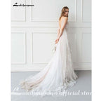 Vestido de novia sencillo NumberSea con tirantes finos y encaje hasta el suelo