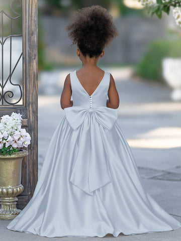 Vestido sin mangas de satén con escote de cuentas y detalle de lazo 