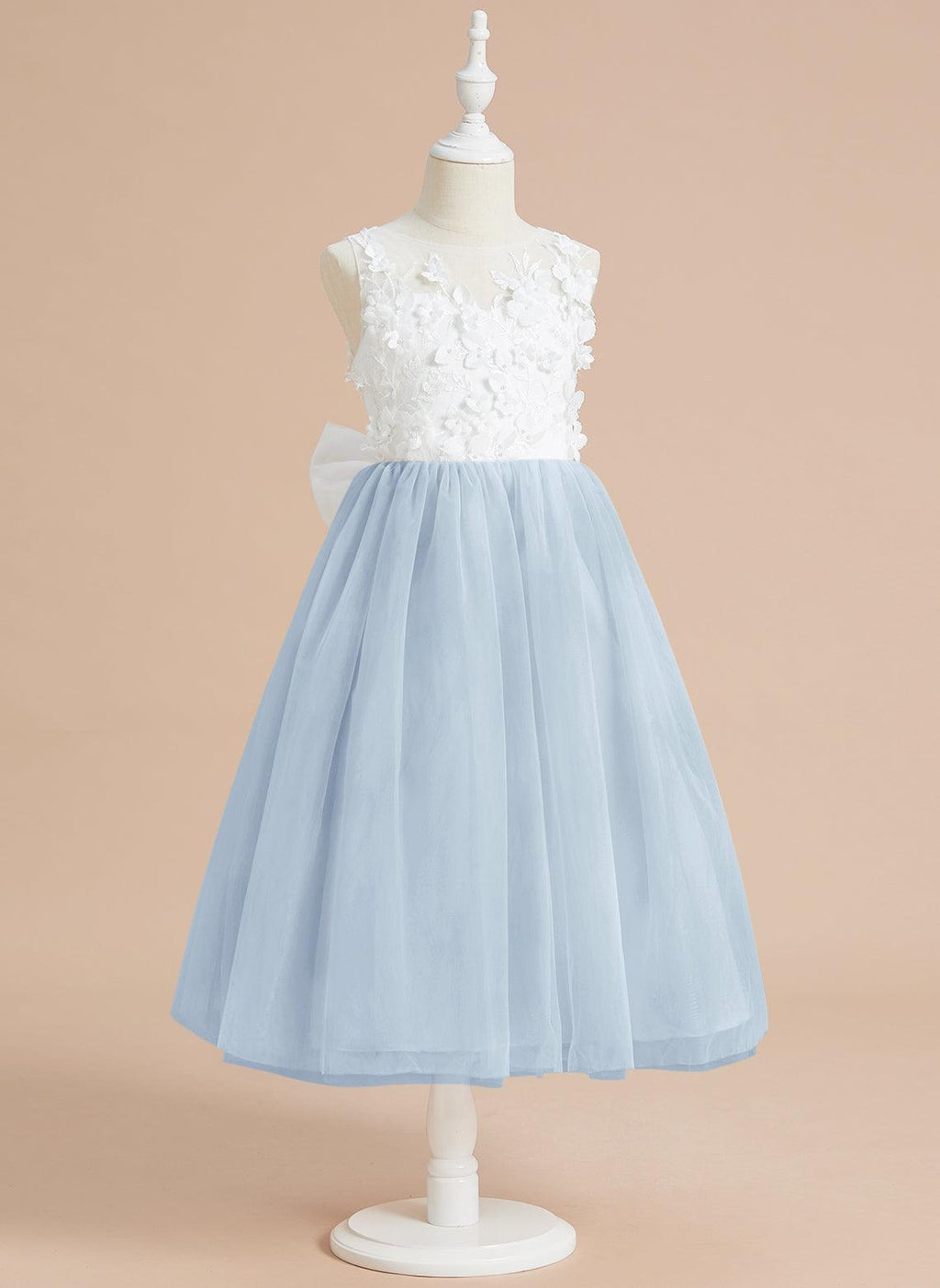 Vestido largo hasta la rodilla con encaje floral y lazo grande 