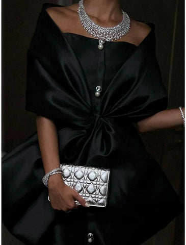 Meerjungfrau / Trompete Abendkleid Schwarzes Kleid Elegantes Kleid Formelle Hofschleppe Halbarm Schulterfrei Satin mit Schleife(n) Schlitz