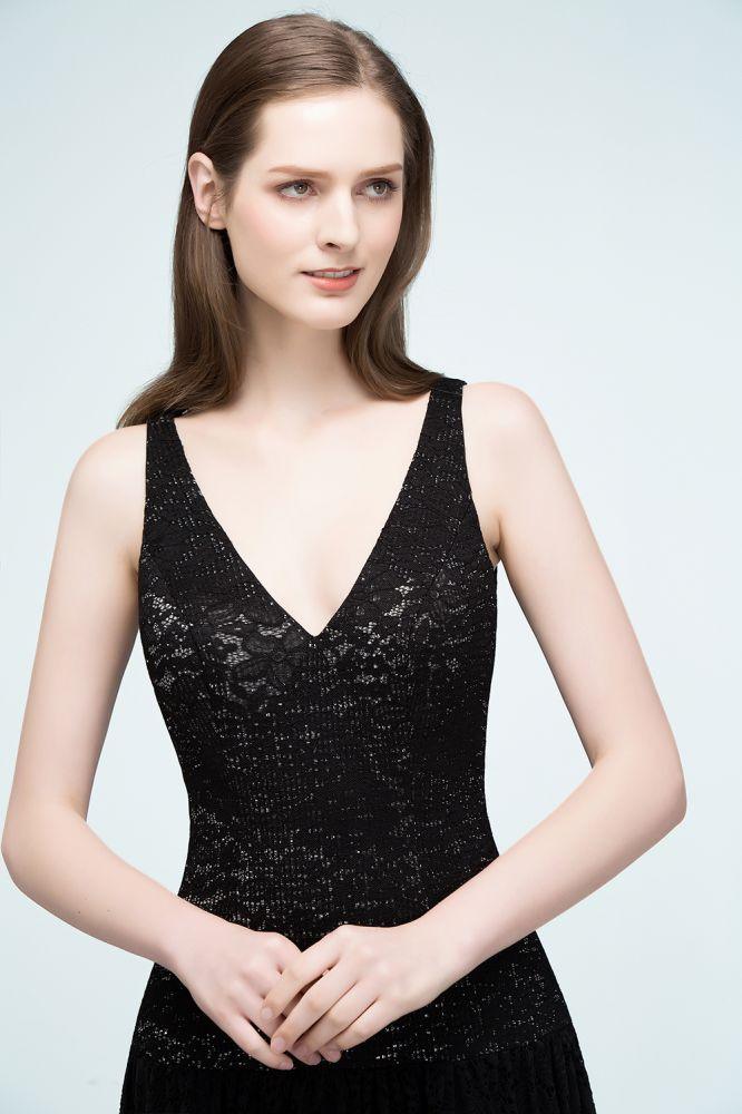 Vestidos de dama de honor de encaje con escote en V y corte A hasta el suelo de espagueti